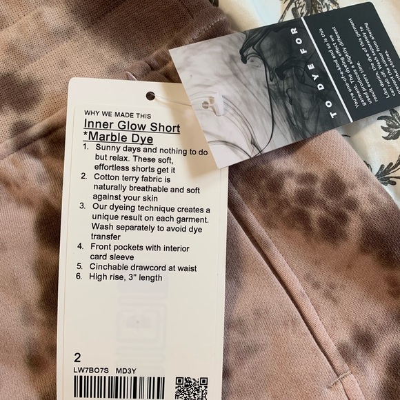 Lululemon Inner Glow Short NWT - Picture 5 of 7